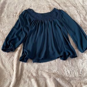 Flowy gap top small